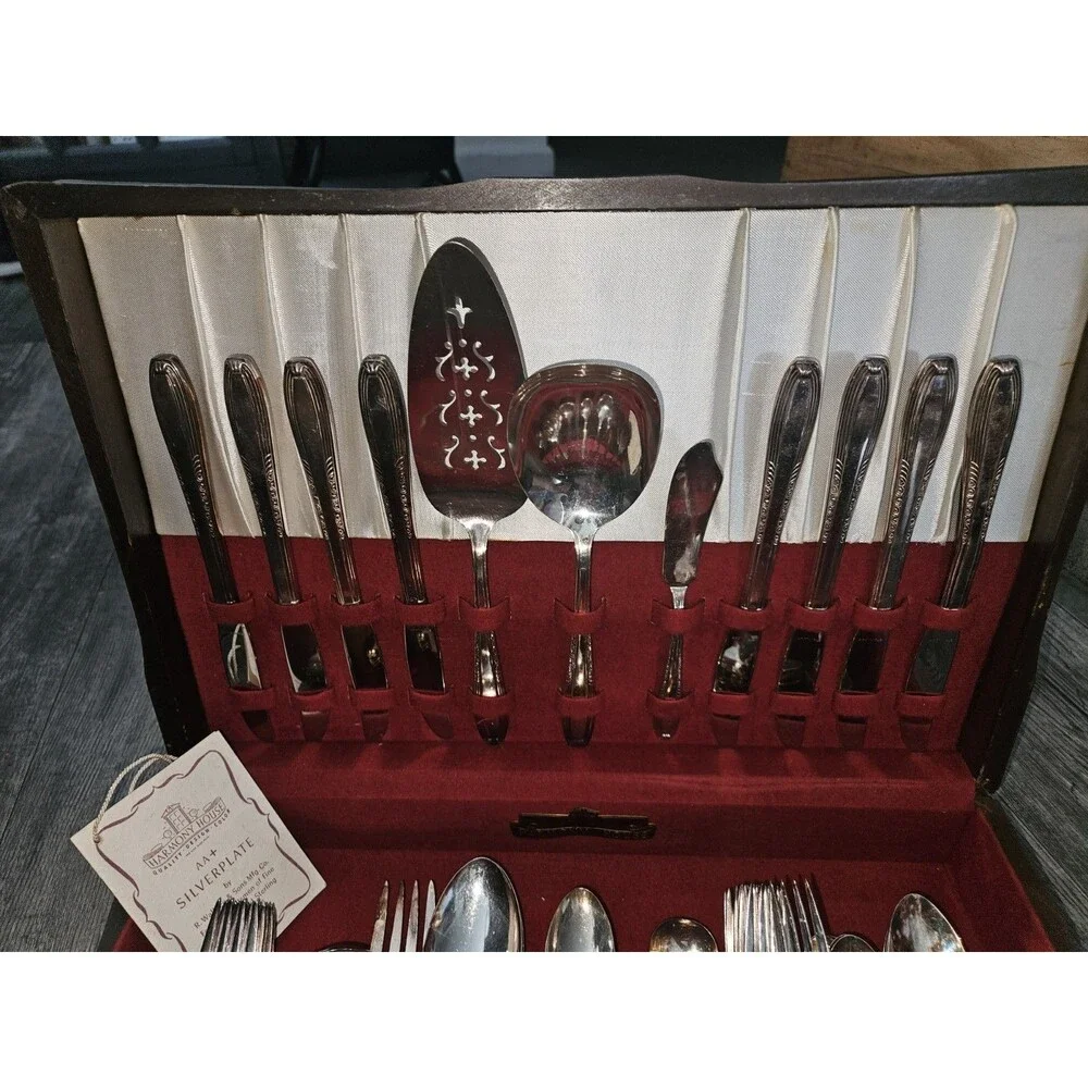Lot of 51 Wallace Harmony House Serenade (1944) Silverplate Flatware